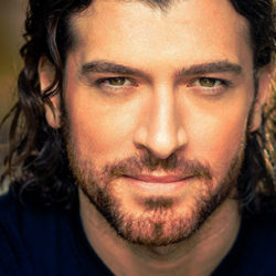 Image of cast member Tam Mutu