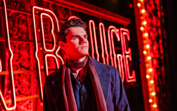 https://moulinrougemusical.com/wp-content/uploads/2021/04/0003-Jay-Armstrong-Johnson-as-Christian-Photo-by-Matthew-Murphy-and-Evan-Zimmerman-for-MurphyMade-600x375.jpg