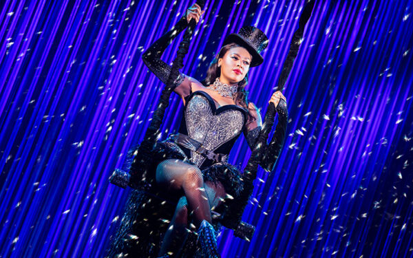 https://moulinrougemusical.com/wp-content/uploads/2021/04/0229-Jerica-Exum-as-Satine-in-the-North-American-Tour-of-Moulin-Rouge-The-Musical-photo-by-Matthew-Murphy-and-Evan-Zimmerman-for-MurphyMade-600x375.jpg